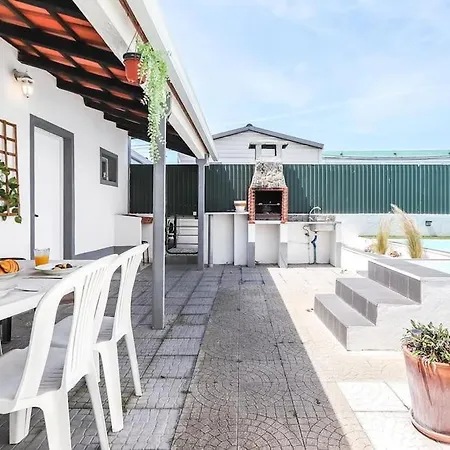 Casa de Férias Portucale ! Caparica Pool