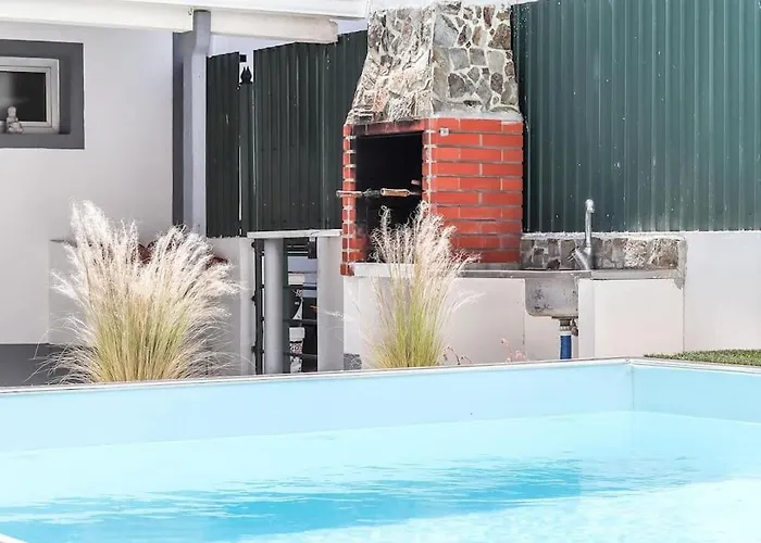 Portucale ! Caparica Pool Feriehus Charneca (Setubal)
